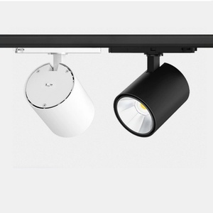 Luces LED de Riel de Aluminio 3000K 4000K 5000K 30W 40W 15/24/38/60 °   Luz de Riel para Techo con Ángulo de Haz Ajustable para Tiendas y Salas de Exposiciones - Product Image 1