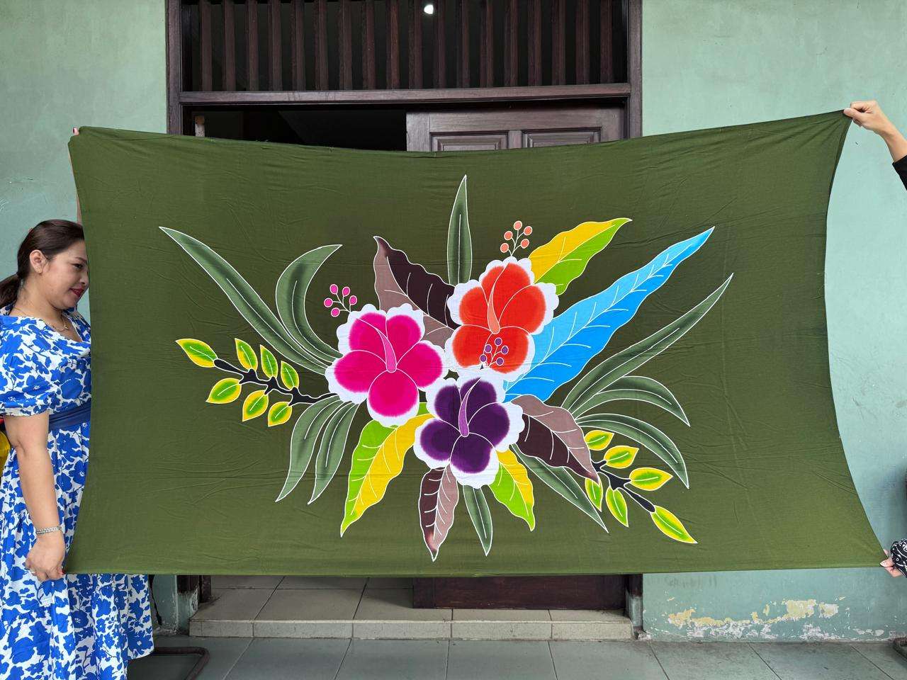 สีเขียว