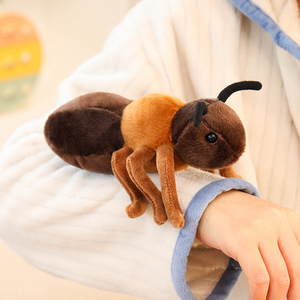 Peluche Realistico a Forma di Formica, Morbido Insetto Imbottito, Regalo Educativo per Bambini - Product Image 5