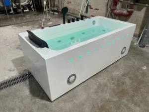Baignoire de luxe pour villa intérieure avec jets d'air, massage et siège, spa de surf en cascade 2026 - Product Image 2