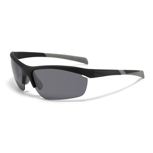 Gafas de sol deportivas Conchen P509 polarizadas UV400 con montura negra y lentes TAC para pesca, ciclismo y actividades al aire libre - Product Image 4