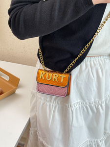 <span class=keywords><strong>Sac</strong></span> bandoulière matelassé élégant bicolore avec chaîne - Mini <span class=keywords><strong>sac</strong></span> à bandoulière matelassé losanges pour le bureau et les voyages - <span class=keywords><strong>Sac</strong></span> Kurt Geiger - Product Image 6