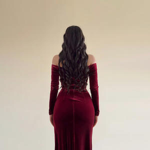 <span class=keywords><strong>Robe</strong></span> Longue d'Automne 2025 Vente en Gros de l'Usine : <span class=keywords><strong>Robe</strong></span> Élégante et Sexy à Épaules Dénudées, Col Croisé et Fente Haute - Product Image 6