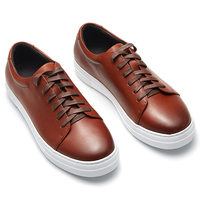 Baskets confortables en cuir véritable vintage pour hommes couleurs peintes à la main chaussures plates décontractées à lacets résistantes à l'usure pour hommes personnalisées