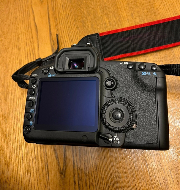 Ready to Deliver Used 5D Mark II DSLR Quan Huafu Professional Digital Camera Cheap 1080p Image Stabilization