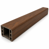 Profil de rail extérieur en composite WPC co-extrudé pour garde-corps, main courante et rail supérieur 90x55mm pour clôture et terrasse de balcon