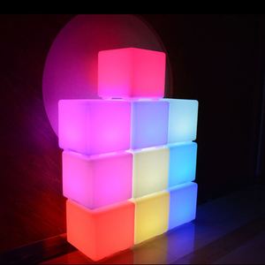 Chaise cube LED d'extérieur Yesie 16 pouces sans fil, 16 couleurs RGB, cube autoportant - Product Image 4