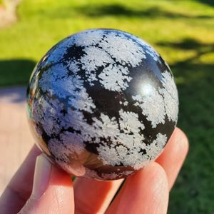 Nueva Llegada: Esferas de Cristal Natural Curativas, Esfera de Obsidiana de Copo de Nieve Pulida para Decoración - Product Image 3