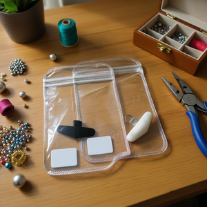 Carte métallique pour organiser les perles et les cordons, avec sac à fermeture éclair transparent et clips - Product Image 3