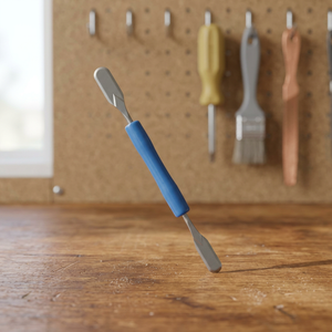 Instrumento óptico de precisión Crescent Edge con mango azul para manipulación de lentes, pruebas y aplicaciones ópticas profesionales - Product Image 6