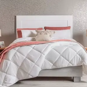 Edredón Acolchado Blanco Tamaño Matrimonial, Relleno Voluminoso de Poliéster, Uso para las Cuatro Estaciones - Product Image 3