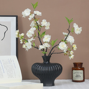 Fleurs de cerisier artificielles Ruilisi, fleurs en soie blanches réutilisables, décoration de mariage, décoration de la maison, accessoires de photographie en extérieur - Product Image 1