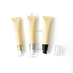 Envase Cosmético Personalizado con Logotipo, Brillo Labial Mate Amarillo de 15g, Tubo Exprimible con Cabeza Dosificadora en Forma de Gota de Agua para Esencia Cosmética - Product Image 4