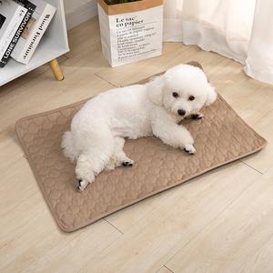 Almohadillas de orina para mascotas reutilizables lavables gruesas para gatos y perros impermeables de gran tamaño almohadillas para orinar para perros - Product Image 1