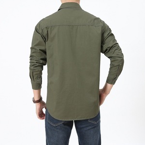 Chemise décontractée en coton sergé à manches longues pour homme, idéale pour <span class=keywords><strong>la</strong></span> randonnée en extérieur, design utilitaire, respirante et confortable pour le quotidien - Product Image 4
