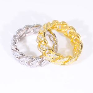 Anillo Cubano de Plata de Ley 925 con Moissanita de Yu Ying Starsgem, Diseño Moderno para Hombre - Product Image 4