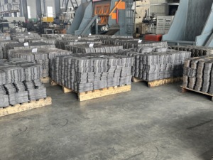 Plaquettes de frein semi-métalliques et peu métalliques NAO pour camions, bus, remorques et pièces de carrosserie pour MAN, DAF, BYD - Product Image 5