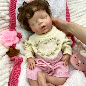 Bambole Reborn Realistiche in Silicone da 18 Pollici per Bambine con Capelli Ricci, Produzione ODM, Texture Venosa, Anatomicamente Corrette, Giocattolo Interattivo per Neonati - Product Image 2