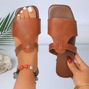 ashion <b>Plus</b> <b>Size</b> Flat Slippers Women 2025 Summer New European and American Fashion Square Head Beach Cool Wholesale - Product Image 2