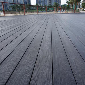 Plancher en composite bois-plastique (WPC) brossé co-extrudé, design moderne, sept trous, pour extérieur, jardin, cuisine, pose facile par clips - Product Image 6