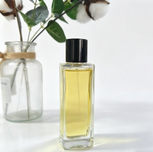 Un parfum élégant qui est populaire sur toute la planète et un incontournable pour les fans, avec une fragrance longue durée. - Product Image 4