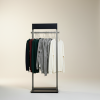 Présentoir de Vêtements Autonome en Métal Personnalisé pour la Vente au Détail – Vente en Gros