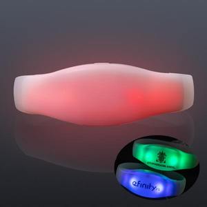 Pulsera de luz LED personalizada con opciones multicolores para festivales de música y eventos de conciertos - Product Image 3