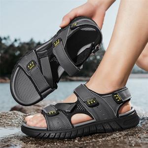 Sandalias para Hombre 2026, Nuevas Sandalias de Playa con Botones en la Parte Superior de Cuero para Primavera-Verano, Antideslizantes y Resistentes al Desgaste, Sandalias Casuales para Conducir - Product Image 4