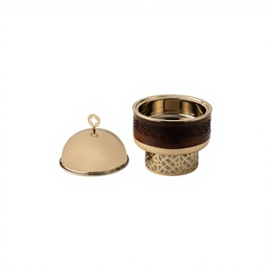 Olla caliente de metal de alta calidad hecha a mano con tapa de acero inoxidable, estilo árabe moderno, para servir comida del Golfo, ideal para bodas. - Product Image 1
