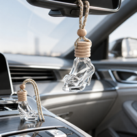 Flacon de parfum pour voiture en verre en forme de talon aiguille de 8 ml, diffuseur d'huiles essentielles suspendu avec couvercle en bois, flacon stiletto