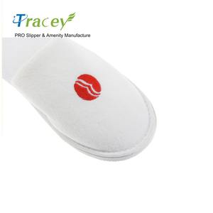 Pantoufles jetables confortables et douces, design personnalisé, vente en gros, pour usage hôtelier, prix bas - Product Image 5