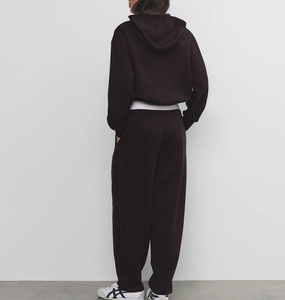 Conjunto Deportivo Unisex de Felpa Francesa con Logotipo Personalizado, 100% Algodón, Sudadera con Capucha y Pantalones Deportivos para Hombre y Mujer - Product Image 2