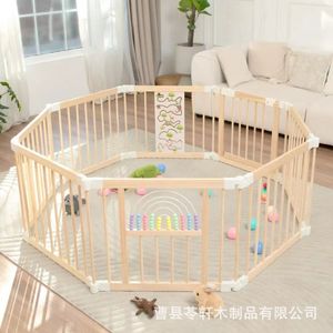 Clôture de jeu intérieure en bois pour enfants, barrière de sécurité en bois massif pour bébés et tout-petits, idéale pour l'éveil transfrontalier - Product Image 1
