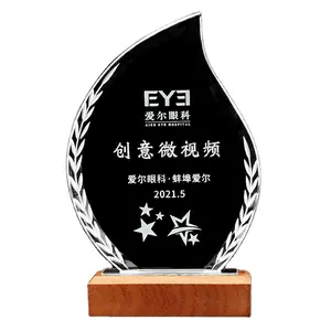 DH Wholesale Quality Heart Shape Wood Base Customized Trophy Award Crystal Glass Plaque