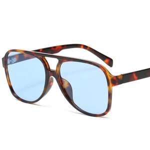 Gafas de Sol Cuadradas Grandes Retro 2022 con Logotipo Personalizado para Hombre y Mujer, Gafas de Sol de Piloto Extra Grandes - Product Image 2