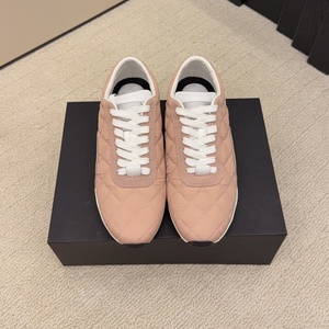 Chaussures de course pour femmes de luxe haut de gamme, respirantes, à semelle plate, tendance mode, chaussures de sport décontractées - Product Image 3