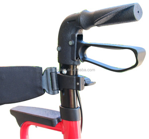 <span class=keywords><strong>Fauteuil</strong></span> <span class=keywords><strong>roulant</strong></span> de transport pliable et déambulateur 2 en 1 avec accoudoir et repose-pieds détachables TRA08 - Product Image 6