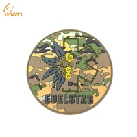 Écussons sportifs écologiques personnalisés avec logo en relief, étiquettes en silicone PVC 3D, patchs en caoutchouc souple en forme de cœur et de fleur pour vêtements