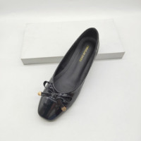 Nouveau design de chaussures plates décontractées pour femmes, mocassins en Pu brillants à bout carré, chaussures simples pour l'extérieur, chaussures de poupée confortables pour femmes et dames