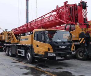 Sany STC250 25 toneladas Camión grúa buenas condiciones equipo de construcción de segunda mano con componentes de núcleo Motor de caja de cambios - Product Image 3