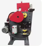 Machine de poinçonnage et de cisaillement en métal de haute qualité coupe d'angle en acier de canal de poinçon de barre parallèle hydraulique