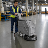 Nettoyeur de sols autoporté CleanHorse H20 Metro Station 2300 ㎡ Machine de nettoyage des sols des plateformes des gares ferroviaires