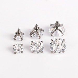 Piercing Labret y para Lengua con Rosca Externa y Engaste de Circonita Cúbica G23 5A |   Accesorios de titanio para piercing de cartílago de oreja y labio - Product Image 5