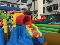Château gonflable pour enfants, parc d'attractions gonflable sur le thème des fleurs et des légumes, parcours d'obstacles