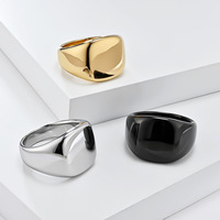 Schlichter Massiver Ring für Männer und Frauen Edelstahl Breiter Statement-Ring OEM Maßgefertigter Schmuck