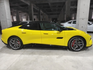 En stock Lotus Emeya 600, voiture électrique de luxe à transmission intégrale, berline sportive à énergie pure, nouvelle <span class=keywords><strong>automobile</strong></span> électrique chinoise - Product Image 4