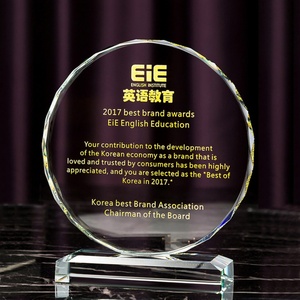 Custom Business Gift Solid Momentoes Metal Crystal Glass Acrylic Award <b>Trophy</b> Blank With Wooden Base Crystal <b>Trophy</b> - Product Image 1