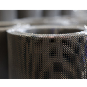 4 <b>Mesh</b> 4.8mm Aperture 0.04-0.08mm <b>Wire</b> Diameter 1m*30m 304 Stainless Steel Crimped Plain Weave <b>Wire</b> <b>Mesh</b> Screen Welding Bending - Product Image 3