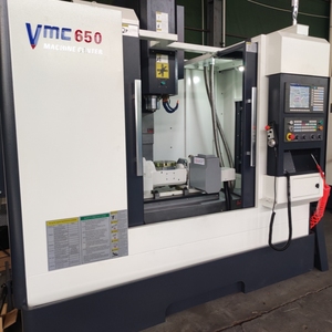 Centre d'usinage CNC économique pour le traitement des métaux, table de travail <span class=keywords><strong>VMC</strong></span> 1000x400, pour utilisation industrielle - Product Image 6