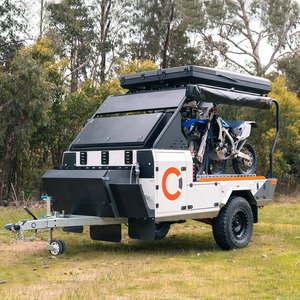 Remolque de Viaje Tipo Toy Hauler para Motocicleta y ATV, Chasis de Acero, Capacidad de Carga 700 kg, Capacidad para 2 Personas, Tanque de Agua de 75L - Product Image 1